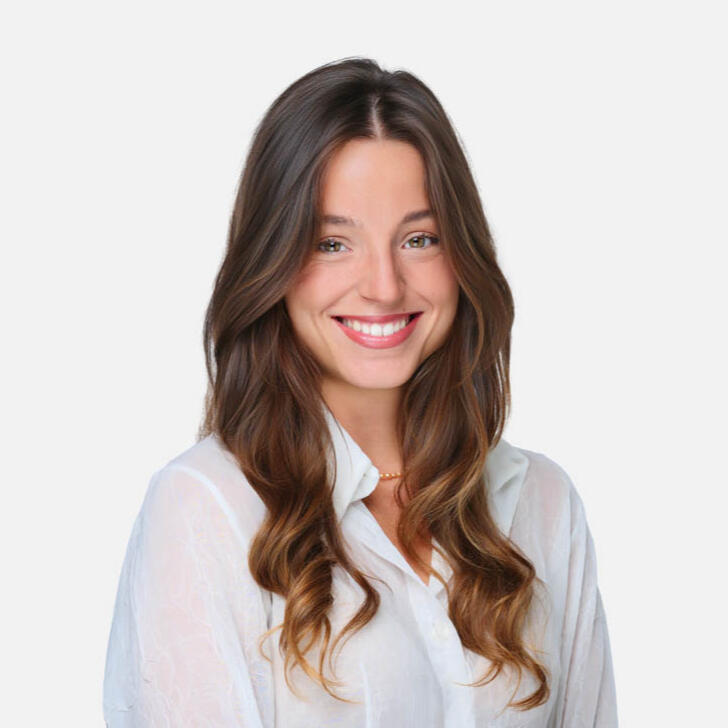 corporate headshot corporate headshot