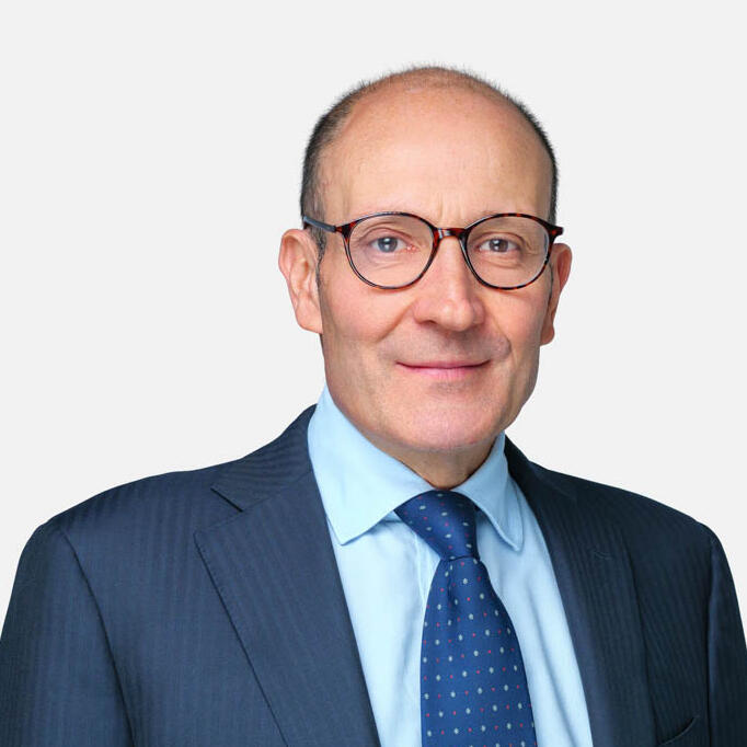 corporate headshot corporate headshot